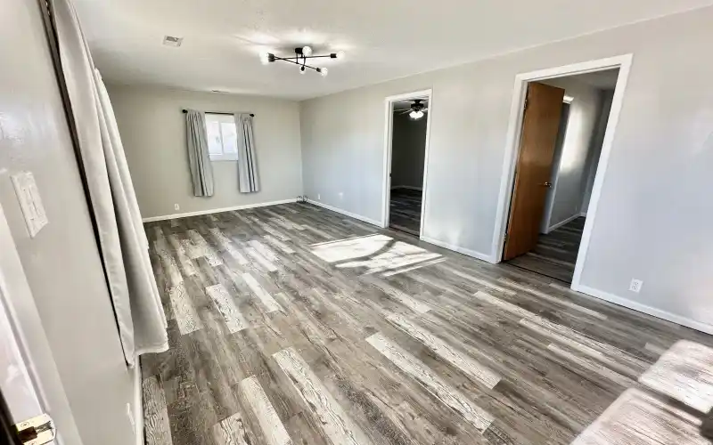 206 E 3rd St, Goodland, Kansas 67735, 2 Bedrooms Bedrooms, ,1 BathroomBathrooms,Home,Sold,E 3rd,1089