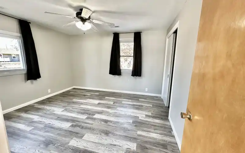 206 E 3rd St, Goodland, Kansas 67735, 2 Bedrooms Bedrooms, ,1 BathroomBathrooms,Home,Sold,E 3rd,1089