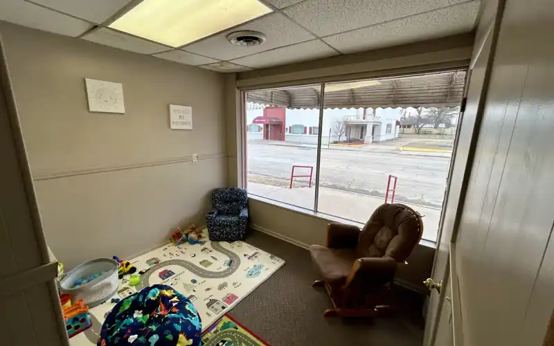 110 N. State, Caney, Kansas 67333, 10 Rooms Rooms,Office,Sold,N. State ,1093