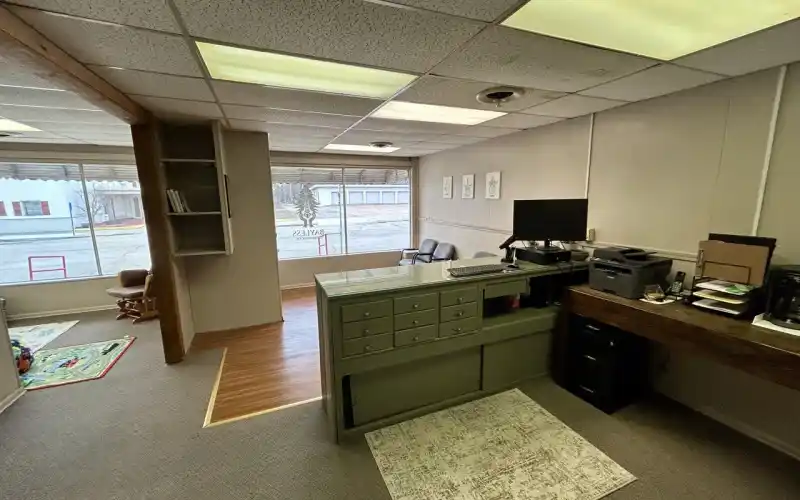 110 N. State, Caney, Kansas 67333, 10 Rooms Rooms,Office,Sold,N. State ,1093
