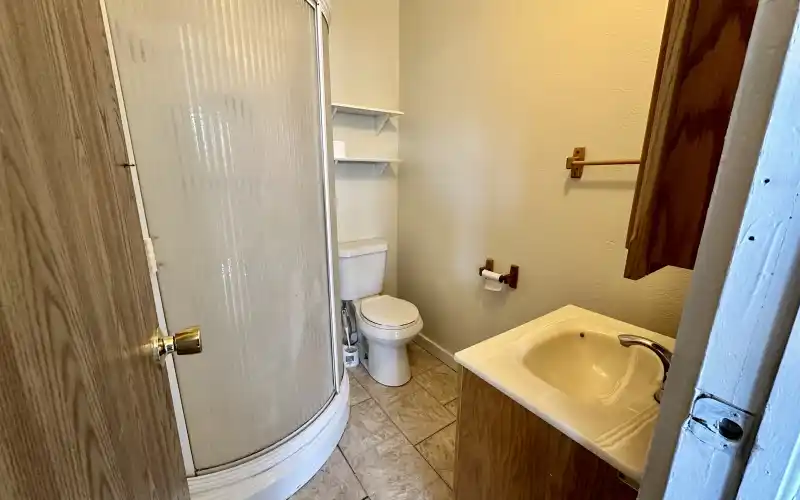 714 Broadway Avenue, Goodland, Kansas 67735, 3 Bedrooms Bedrooms, ,2 BathroomsBathrooms,Home,Sold,Broadway,1094