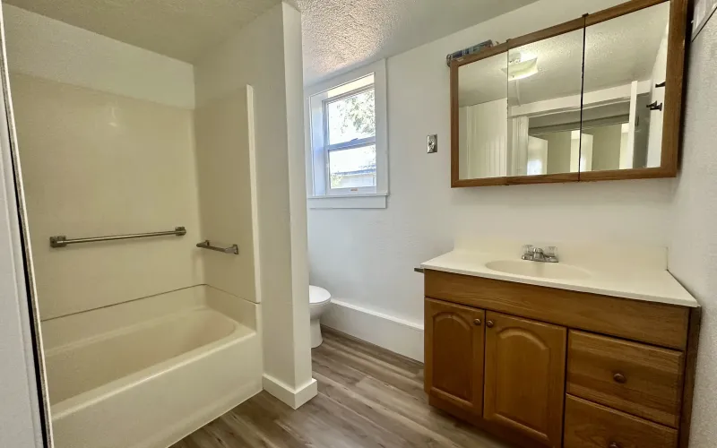 222 W 6th Street, Goodland, Kansas 67735, 2 Bedrooms Bedrooms, ,1 BathroomBathrooms,Home,Sold,W 6th,1130
