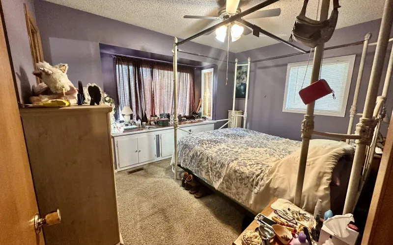 321 W 12th Street, Goodland, Kansas 67735, 3 Bedrooms Bedrooms, ,1 BathroomBathrooms,Home,For Sale,W 12th,1132