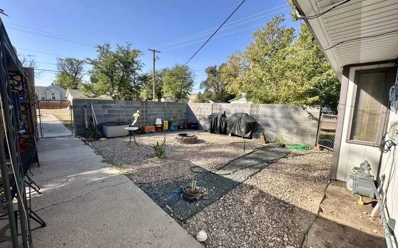 321 W 12th Street, Goodland, Kansas 67735, 3 Bedrooms Bedrooms, ,1 BathroomBathrooms,Home,For Sale,W 12th,1132