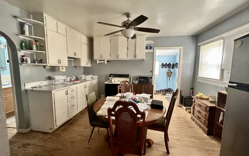 304 North Clark Street, Sharon Springs, Kansas 67758, 4 Bedrooms Bedrooms, ,2 BathroomsBathrooms,Home,Sold,North Clark,1133