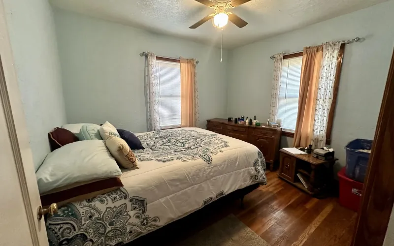 304 North Clark Street, Sharon Springs, Kansas 67758, 4 Bedrooms Bedrooms, ,2 BathroomsBathrooms,Home,Sold,North Clark,1133