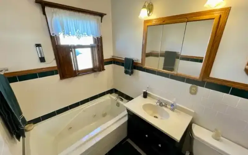 3053 County Road A, Oakley, Kansas, 4 Bedrooms Bedrooms, ,2 BathroomsBathrooms,Home,For Sale,County Road A,1136