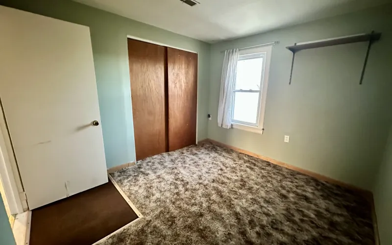 718 W 11th Street, Goodland, Kansas 67735, 3 Bedrooms Bedrooms, ,2 BathroomsBathrooms,Home,For Sale,W 11th,1144