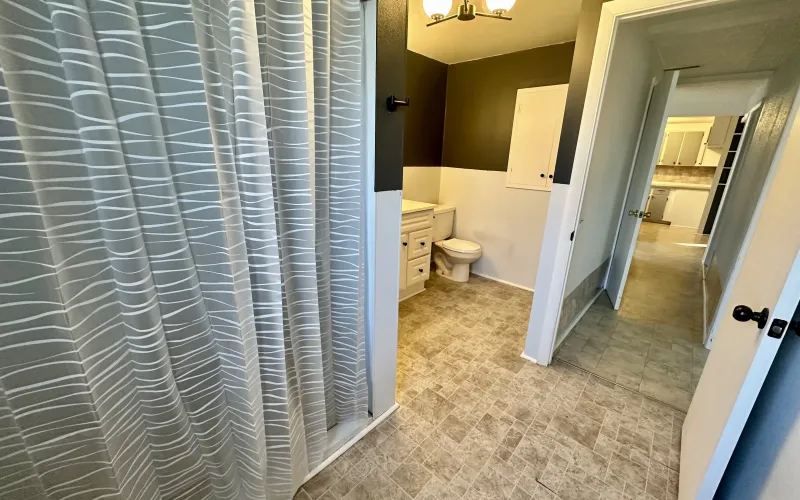718 W 11th Street, Goodland, Kansas 67735, 3 Bedrooms Bedrooms, ,2 BathroomsBathrooms,Home,For Sale,W 11th,1144