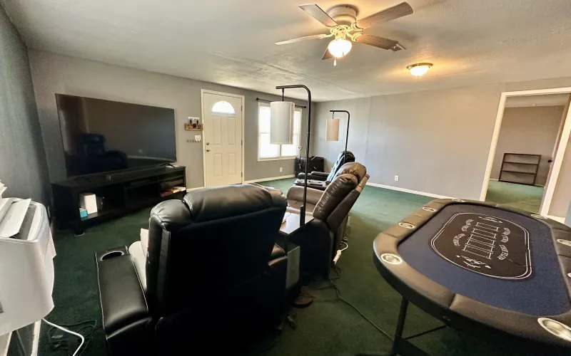 718 W 11th Street, Goodland, Kansas 67735, 3 Bedrooms Bedrooms, ,2 BathroomsBathrooms,Home,For Sale,W 11th,1144