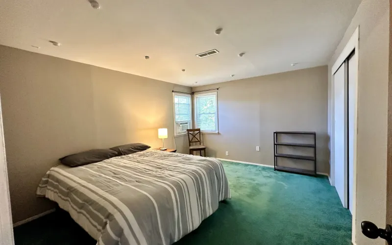 718 W 11th Street, Goodland, Kansas 67735, 3 Bedrooms Bedrooms, ,2 BathroomsBathrooms,Home,For Sale,W 11th,1144