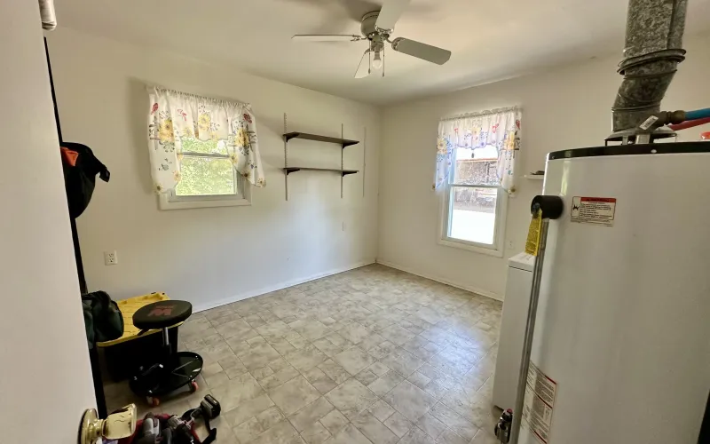 718 W 11th Street, Goodland, Kansas 67735, 3 Bedrooms Bedrooms, ,2 BathroomsBathrooms,Home,For Sale,W 11th,1144