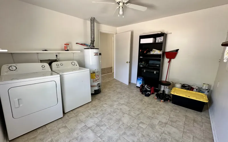 718 W 11th Street, Goodland, Kansas 67735, 3 Bedrooms Bedrooms, ,2 BathroomsBathrooms,Home,For Sale,W 11th,1144