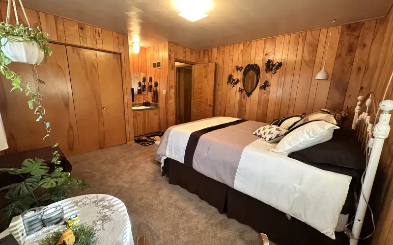 521 Harrison Avenue, Goodland, Kansas 67735, 4 Bedrooms Bedrooms, ,2 BathroomsBathrooms,Home,Sold,Harrison,1149