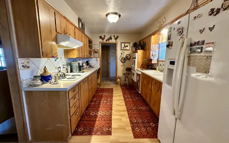 521 Harrison Avenue, Goodland, Kansas 67735, 4 Bedrooms Bedrooms, ,2 BathroomsBathrooms,Home,Sold,Harrison,1149