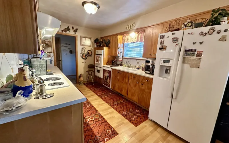 521 Harrison Avenue, Goodland, Kansas 67735, 4 Bedrooms Bedrooms, ,2 BathroomsBathrooms,Home,Sold,Harrison,1149