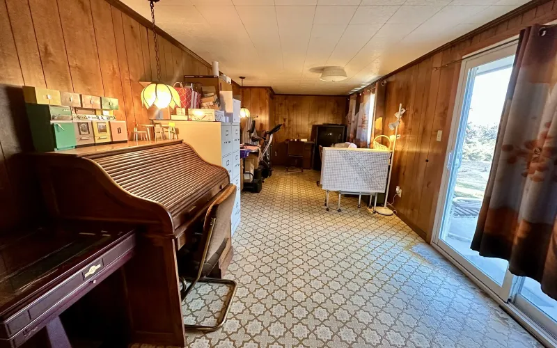 521 Harrison Avenue, Goodland, Kansas 67735, 4 Bedrooms Bedrooms, ,2 BathroomsBathrooms,Home,Sold,Harrison,1149