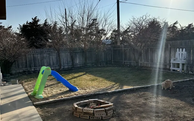 724 E 2nd, Goodland, Kansas 67735, 5 Bedrooms Bedrooms, ,2 BathroomsBathrooms,Home,For Sale,E 2nd,1151