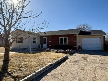 210 North Main Ave., Goodland, Kansas 67735, 3 Bedrooms Bedrooms, ,2 BathroomsBathrooms,Home,For Sale,North Main,1152
