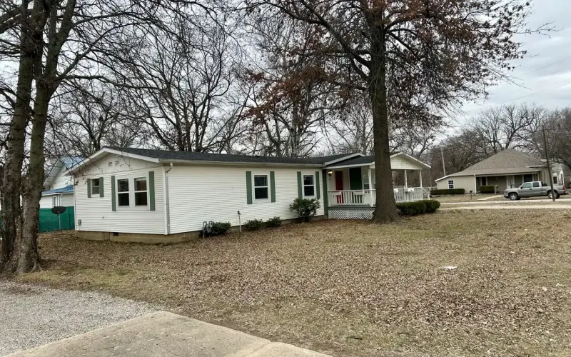 102 E 6 Th Ave, Caney, Kansas, 3 Bedrooms Bedrooms, ,2 BathroomsBathrooms,Home,For Sale,E 6 Th Ave,1153