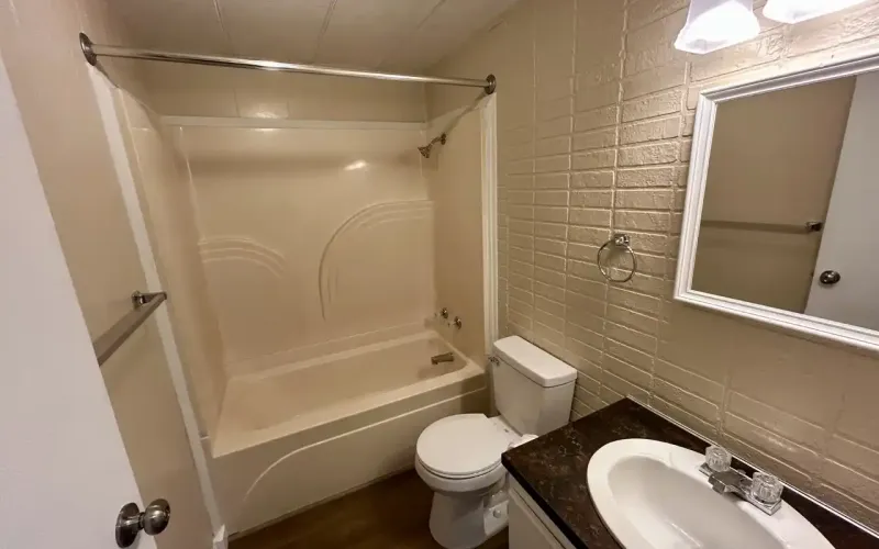 102 E 6 Th Ave, Caney, Kansas, 3 Bedrooms Bedrooms, ,2 BathroomsBathrooms,Home,For Sale,E 6 Th Ave,1153