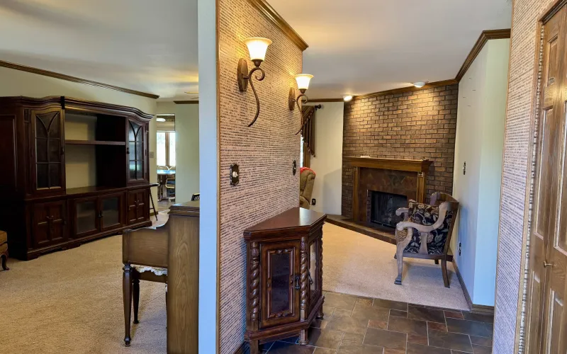 309 Sycamore Rd, Goodland, Kansas 67735, 5 Bedrooms Bedrooms, ,3 BathroomsBathrooms,Home,For Sale,Sycamore,1163