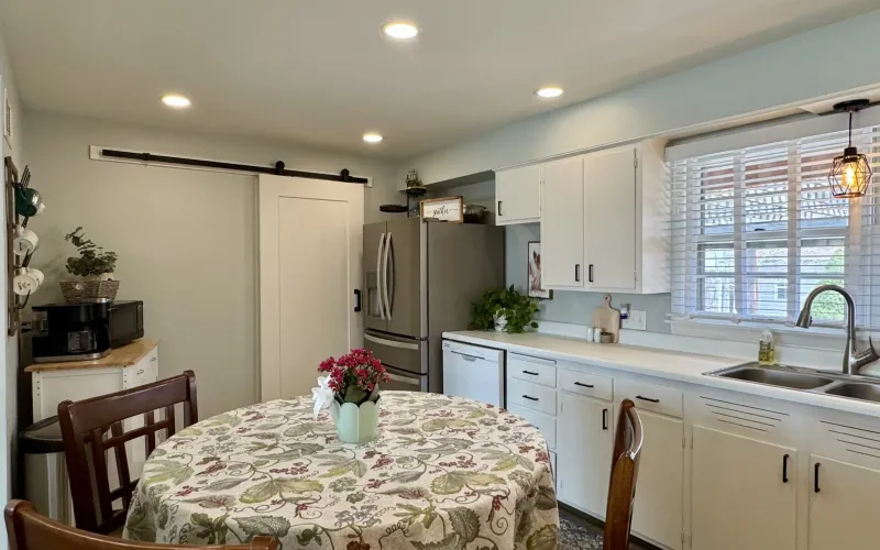 1303 Arcade Avenue, Goodland, Kansas 67735, 3 Bedrooms Bedrooms, ,1 BathroomBathrooms,Home,For Sale,Arcade,1165