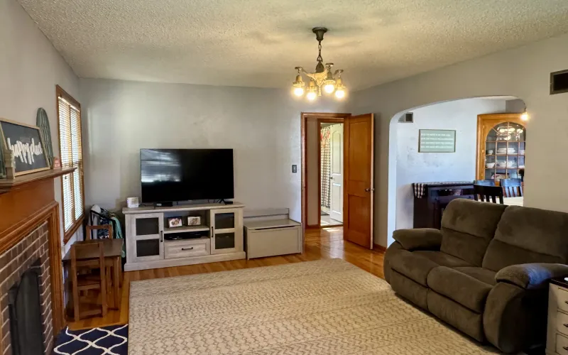 1510 Cherry Avenue, Goodland, Kansas 67735, 4 Bedrooms Bedrooms, ,2 BathroomsBathrooms,Home,For Sale,Cherry,1168