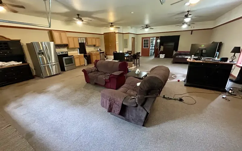106 N. East, Caney, Kansas 67333, 4 Bedrooms Bedrooms, ,2 BathroomsBathrooms,Home,For Sale,N. East ,1169