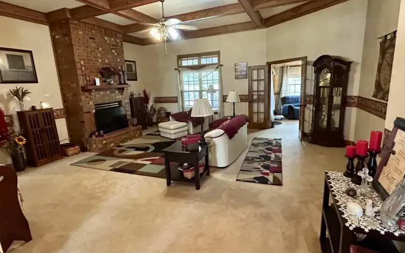 106 N. East, Caney, Kansas 67333, 4 Bedrooms Bedrooms, ,2 BathroomsBathrooms,Home,For Sale,N. East ,1169