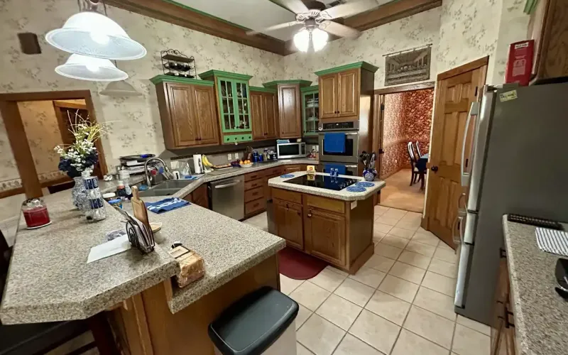 106 N. East, Caney, Kansas 67333, 4 Bedrooms Bedrooms, ,2 BathroomsBathrooms,Home,For Sale,N. East ,1169