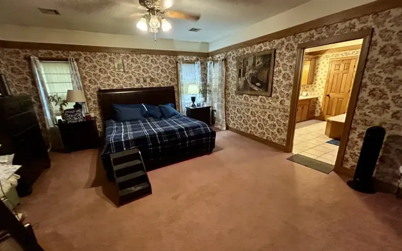 106 N. East, Caney, Kansas 67333, 4 Bedrooms Bedrooms, ,2 BathroomsBathrooms,Home,For Sale,N. East ,1169