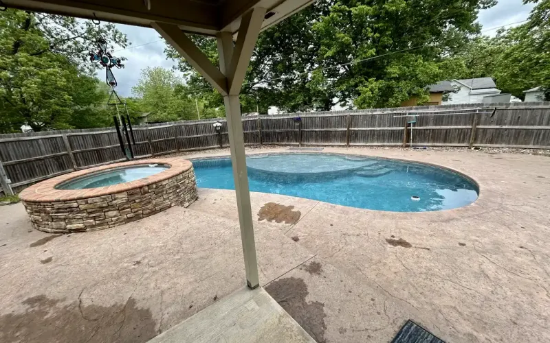 106 N. East, Caney, Kansas 67333, 4 Bedrooms Bedrooms, ,2 BathroomsBathrooms,Home,For Sale,N. East ,1169