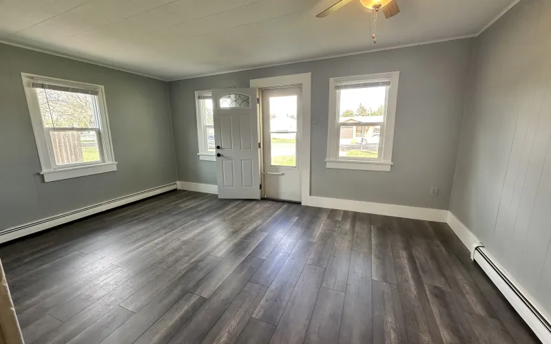 712 Sherman Ave, Goodland, Kansas, 2 Bedrooms Bedrooms, ,Home,For Sale,Sherman,1171