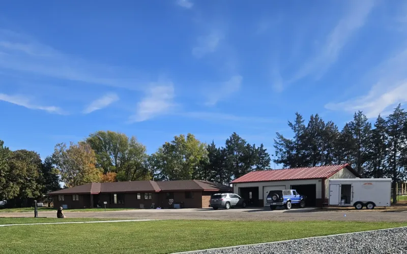 1009 E 11th Street, Goodland, Kansas 67735, 4 Bedrooms Bedrooms, ,4 BathroomsBathrooms,Home,For Sale,E 11th,1182