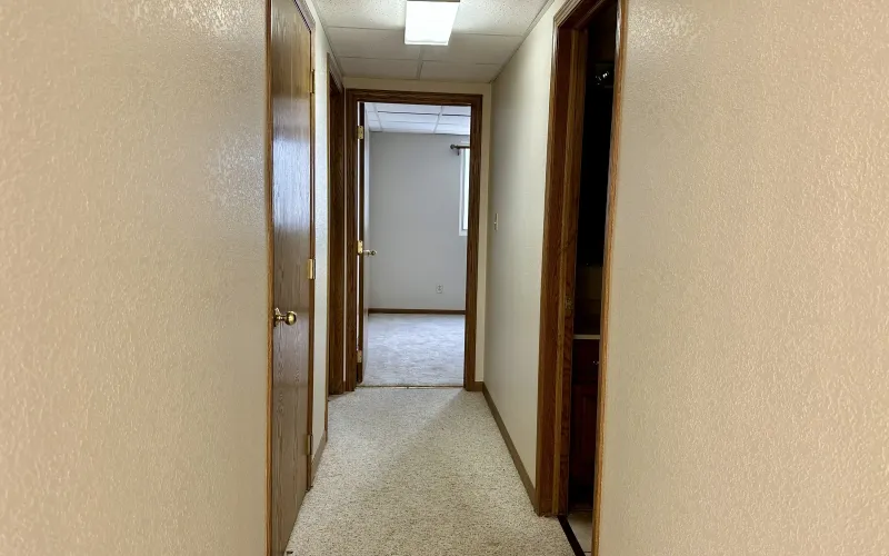 214 Spruce Rd, Goodland, Kansas 67735, 5 Bedrooms Bedrooms, ,3 BathroomsBathrooms,Home,For Sale,Spruce,1184