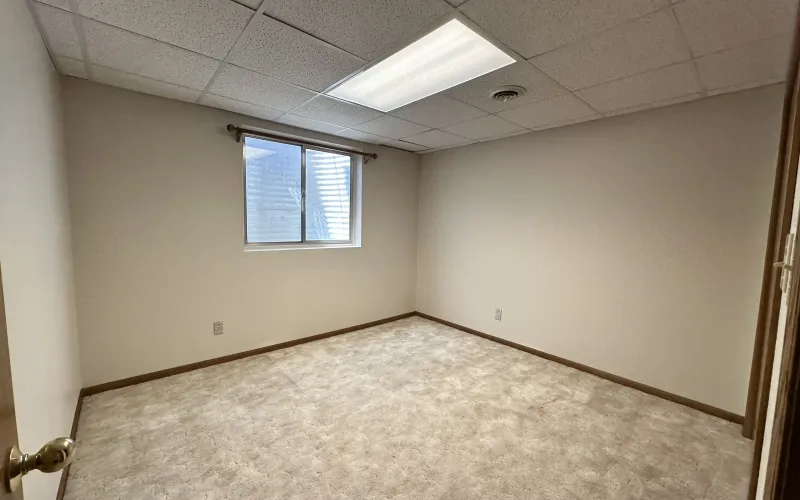 214 Spruce Rd, Goodland, Kansas 67735, 5 Bedrooms Bedrooms, ,3 BathroomsBathrooms,Home,For Sale,Spruce,1184