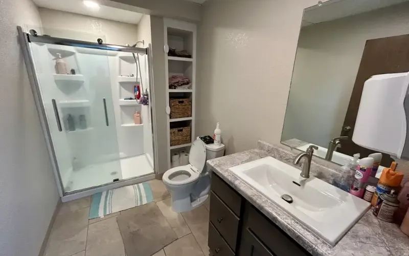 2790 Anderson, Garden City, Kansas 67846, 10 Rooms Rooms,2 BathroomsBathrooms,Office,For Sale,Anderson,1186