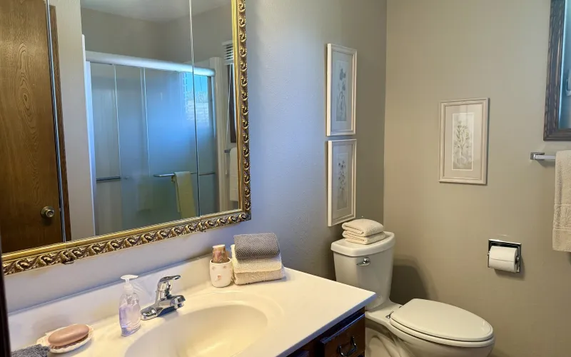 779 Woodland Lane, Goodland, Kansas 67735, 4 Bedrooms Bedrooms, ,3 BathroomsBathrooms,Home,For Sale,Woodland ,1187