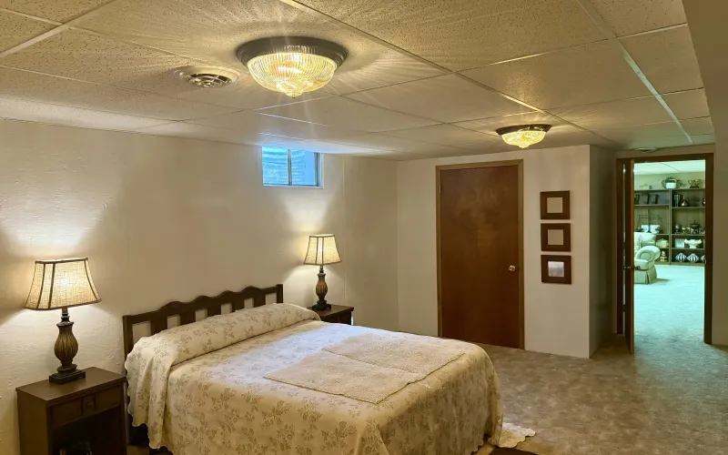 779 Woodland Lane, Goodland, Kansas 67735, 4 Bedrooms Bedrooms, ,3 BathroomsBathrooms,Home,For Sale,Woodland ,1187