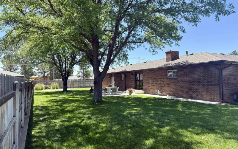 779 Woodland Lane, Goodland, Kansas 67735, 4 Bedrooms Bedrooms, ,3 BathroomsBathrooms,Home,For Sale,Woodland ,1187