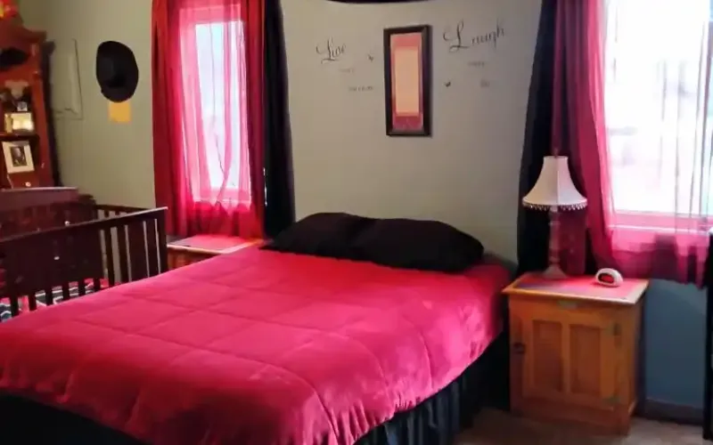 710 East 12th, Goodland, Kansas 67735, 3 Bedrooms Bedrooms, ,2 BathroomsBathrooms,Home,For Sale,East 12th,1189
