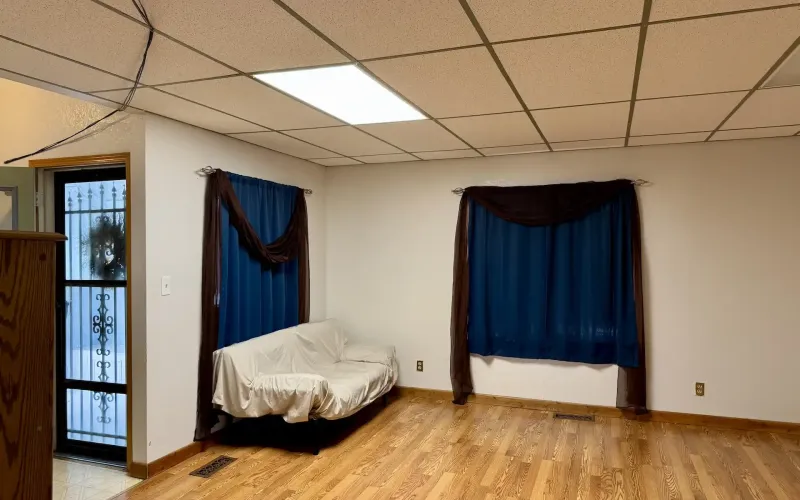 710 East 12th, Goodland, Kansas 67735, 3 Bedrooms Bedrooms, ,2 BathroomsBathrooms,Home,For Sale,East 12th,1189