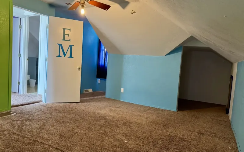 710 East 12th, Goodland, Kansas 67735, 3 Bedrooms Bedrooms, ,2 BathroomsBathrooms,Home,For Sale,East 12th,1189