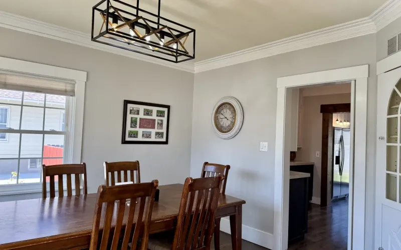 704 Main Avenue, Goodland, Kansas 67735, 3 Bedrooms Bedrooms, ,2 BathroomsBathrooms,Home,For Sale,Main,1194