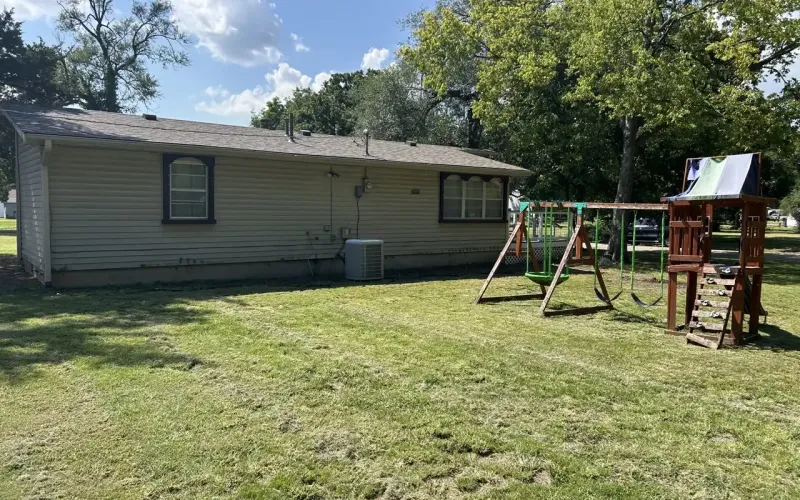 Kansas, 3 Bedrooms Bedrooms, ,1 BathroomBathrooms,Home,For Sale,1198