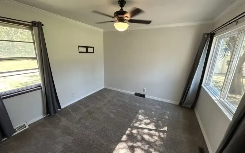 Kansas, 3 Bedrooms Bedrooms, ,1 BathroomBathrooms,Home,For Sale,1198