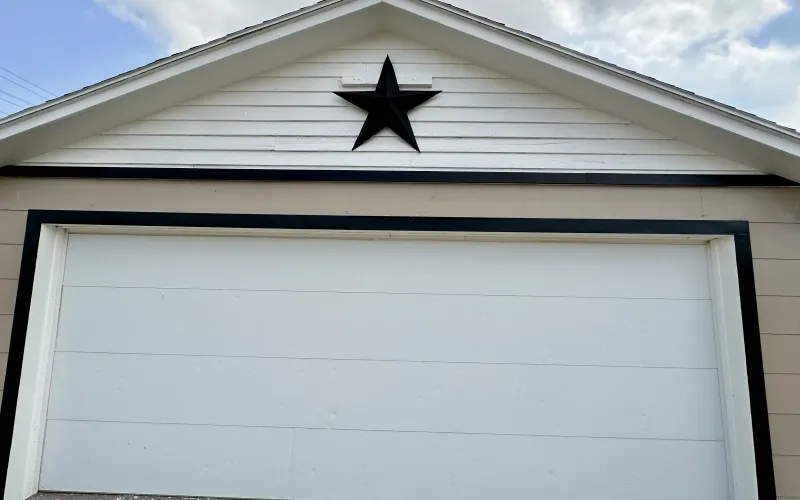1301 Arcade Avenue, Goodland, Kansas 67735, 3 Bedrooms Bedrooms, ,2 BathroomsBathrooms,Home,For Sale,Arcade,1200