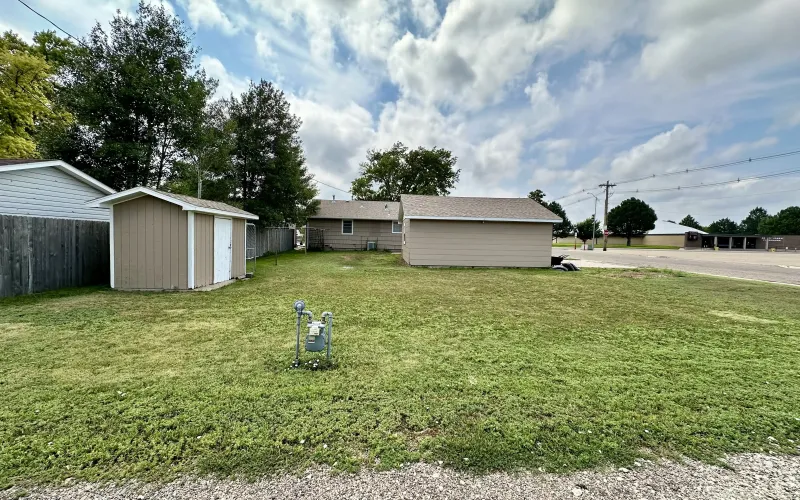 1301 Arcade Avenue, Goodland, Kansas 67735, 3 Bedrooms Bedrooms, ,2 BathroomsBathrooms,Home,For Sale,Arcade,1200