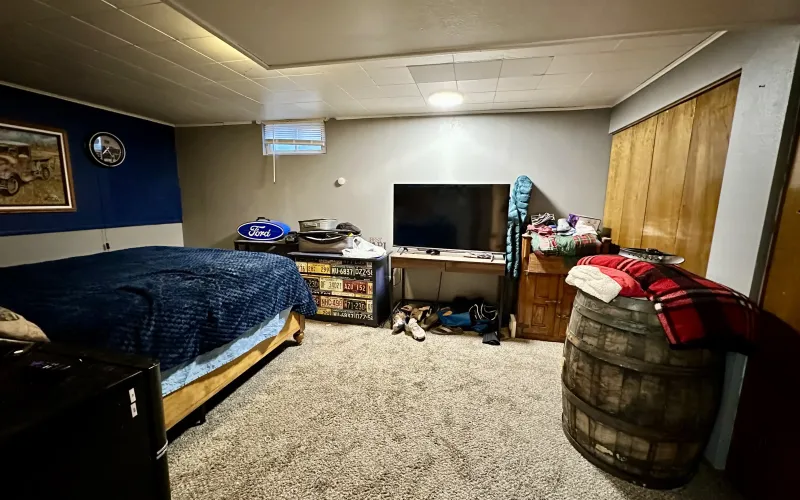 1015 Harrison Avenue, Goodland, Kansas 67735, 4 Bedrooms Bedrooms, ,3 BathroomsBathrooms,Home,For Sale,Harrison,1204